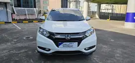 Honda HRV E 2017,Putih,At,Low km,istimewa,Siap pakai,NO PR,Tdp ringan,