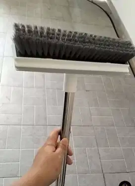 sikat bulu tebal toilet wc dengan serokan air bahan premium merk ALC