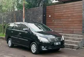 Toyota Kijang Innova 2012 Bensin