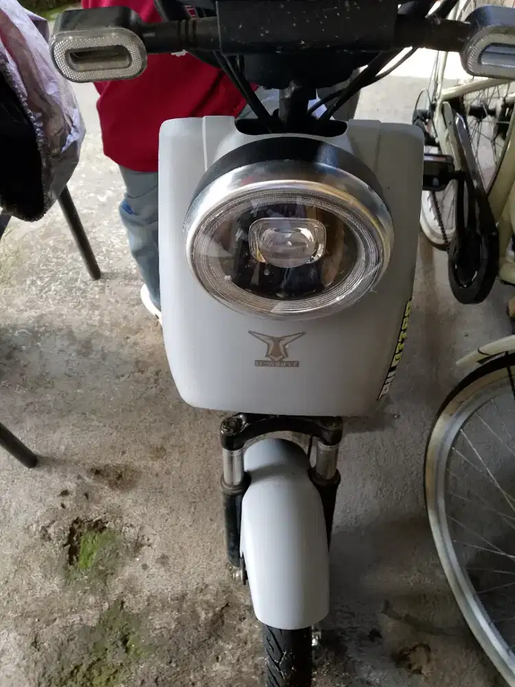 Sepeda listrik Uwinfly dan Polygon
