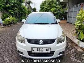 X-OVER 2013 MANUAL PUTIH