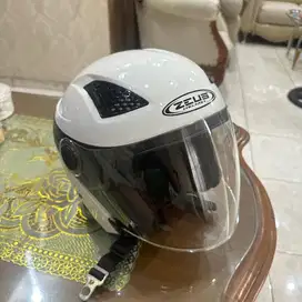 Helm Zeus Half Face 610 White / Putih Size M