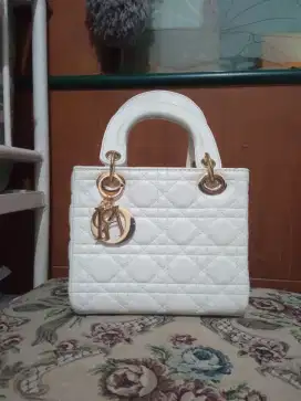 Preloved tas Dior small Selempang Putih Doff