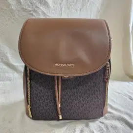 Michael Kors Phoebe Medium Flap Drawstring Backpack - Brown Bag