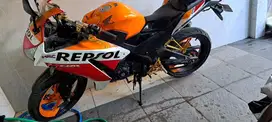Sepeda motor Honda CBR 150R