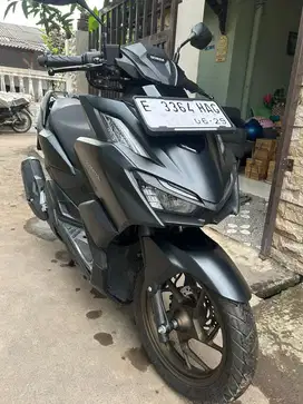 Vario 160 balck dof