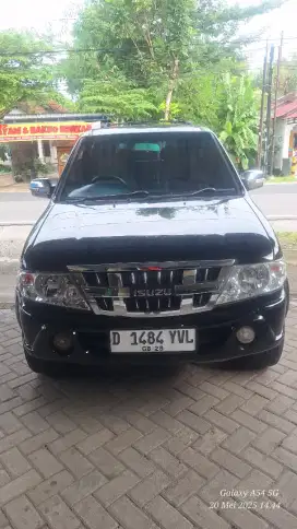 grand touring hitam 2008