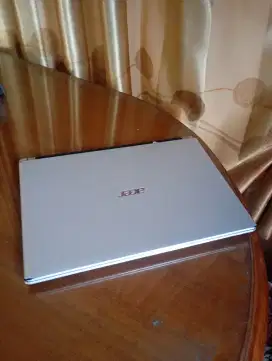 Laptop Acer V5-431 Slim