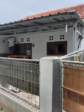 Di kontrakan perbulan 2 juta..BS nego