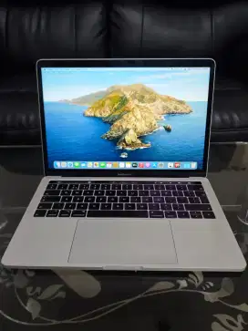 MacBook Pro 2019 i5 RAM 16GB / SSD 512GB
