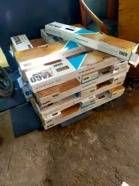Jual vinyl lantai merk taco masih baru