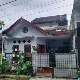 RUMAH LOKASI PERUMAHAN JETIS DEKAT KAMPUS UNMU MALANG