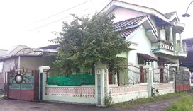 Rumah 2 lantai strategis di Sidoarum Sleman