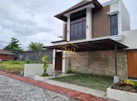 RUMAH MEWAH 2 LANTAI SIAP HUNI ! MLATI SLEMAN, JOGJA