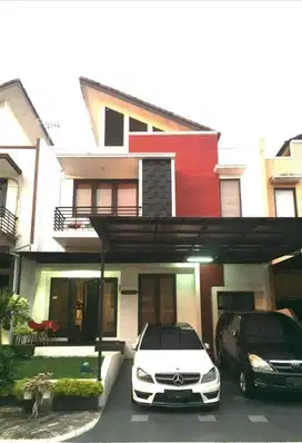 Rumah 2 Lantai Siap Huni di Puspita Loka BSD Dekat Tol
