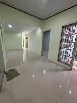 Disewa Rumah Sudah Direnovasi & Bagus di Komplek Griya Harapan Bekasi