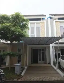 DISEWAKAN Rumah Cluster VERDI Symphonia Gading Serpong