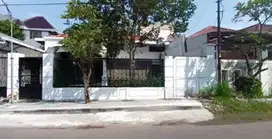 Disewakan Rumah Manyar Surabaya Timur Untag