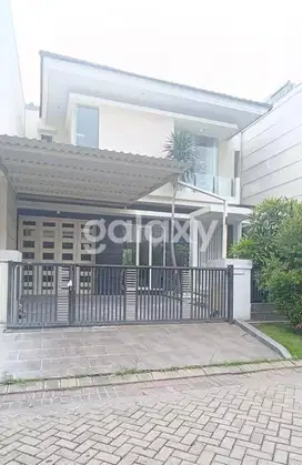 rumah Pakuwon City dekat ITS Galaxy Mall