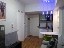 Disewakan apartemen springlake summarecon bekasi lantai rendah