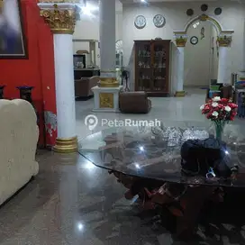 DIJUAL VILLA JALAN JERMAL I (Mike)