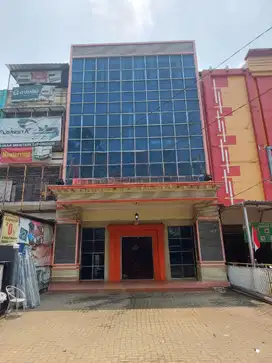 Ruko 4 Lantai Di Hasyim Ashari Cipondoh, Hanya 5 menit ke Tol