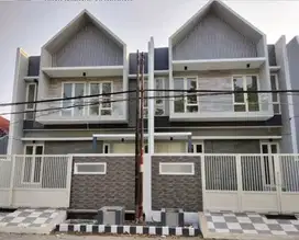 Langsung dibeli yuk rumah mewah raya manyar tirtomoyo