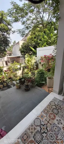 Dijual Rumah mewah 2 lantai lokasi strategis dekat mall citra grand