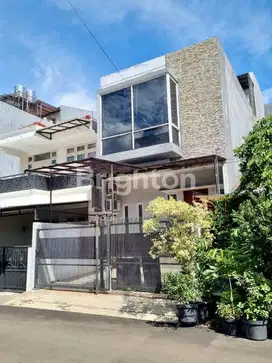 Dijual Rumah Baru Renov di Gading Elok Kelapa Gading Jakarta Utara