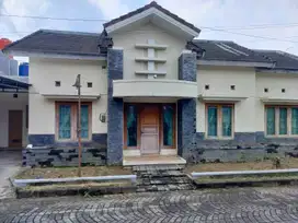 Rumah Second Tanah Luas Di Godean Sidoarum