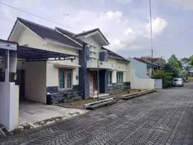 Rumah second di godean, dekat malioboro jogja