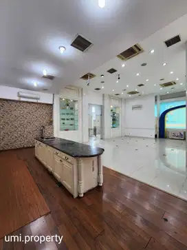 Dijual Gedung Komersil 4 Lantai di Kebayoran Baru Jakarta Selatan