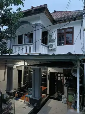 JUAL CEPAT BU Rumah 2 Lantai+Kost Aktif Brigjend Katamso Waru Sidoarjo