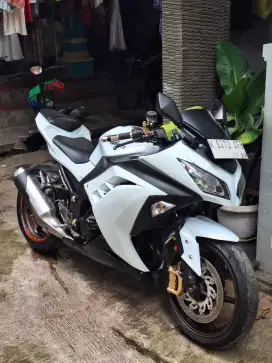 Kawasaki ninja 250 fi