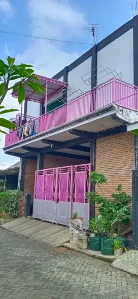 Dijual kosan putri aktif full penghuni