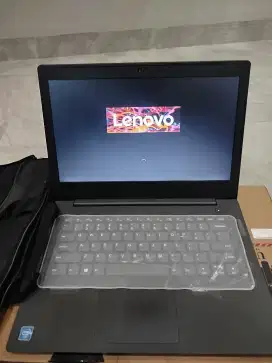 Laptop lenovo v130-14KB