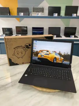 Laptop numlock Toshiba i7Gen8 SSD akuntansi administrasi siap pakai