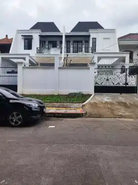 Dijual rumah baru 2 lantai modern di duren sawit Jakarta timur