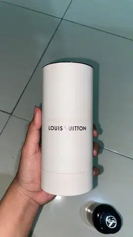Parfum YSL LOUIS VUITTON (Ombre Nomade)