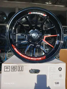 Lenso venom 5 ring 18 lebar 9 pcd 6x139,7 ET 0 pajero fortuner 4pcs