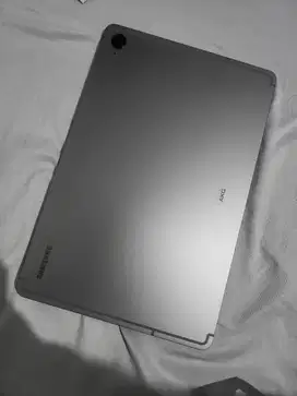 Samsung Galaxy Tab S9 FE 5G 6/128GB FULLSET FREE (Keyboard+charger)