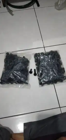 Pentil karet ban tubles