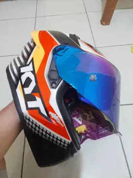 Helm Kyt TT Course Pirro