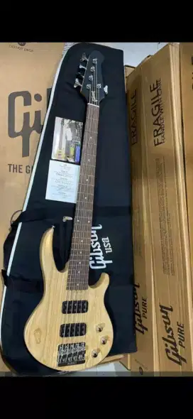 Bass Gibson USA model EBT5