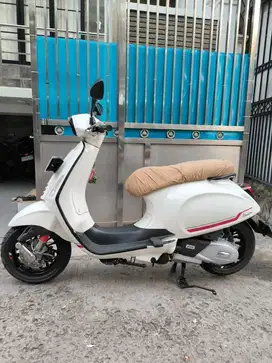 Piaggio Vespa Sprint S 150 iget Km 300 Nik 2024 nmax xmax