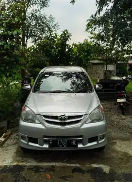 Avanza e 2011 plat f