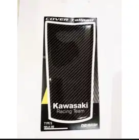 Stiker timbul karbon baru utk body belakang Ninja RR