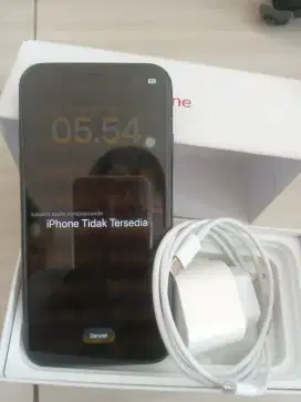 Iphone XR 64GB kendala minta bypass, lcd retak sehelai tompel