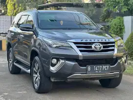 DP 6JT TOYOTA FORTUNER SRZ 2.7 AT 2018 ABU ISTIMEWA