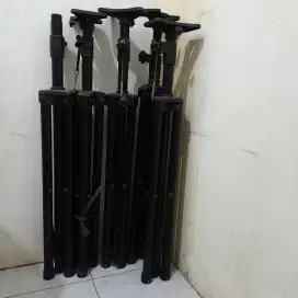 Tiang speaker atau holder